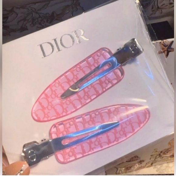 Dior Pink hair clips new - Picture 1 of 1